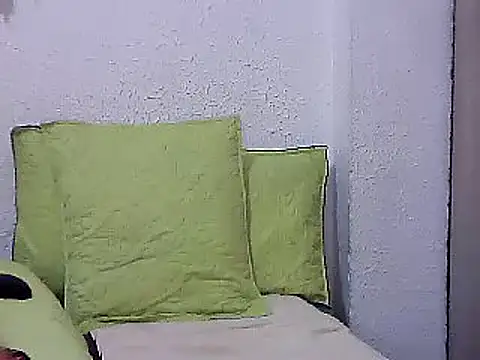 Snapshot of Victoria_Lover chatting on 03-08-25, 08:35 Victoria Lover online show from 03-08-25, 08:35