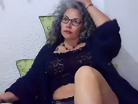 Snapshot of Victoria_Lover chatting on 03-10-25, 02:17 Victoria Lover online show from 03-10-25, 02:17