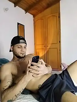 morenosiam online show from 12-18-25, 03:44