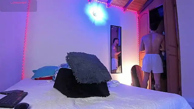 morenosiam online show from 10-24-25, 01:15