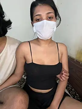 Snapshot of Your_ishani_baby chatting on 01-18-26, 05:38 Your ishani baby online show from 01-18-26, 05:38