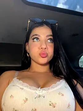 Snapshot of MiiaParker6972 chatting on 09-21-25, 07:41 MiiaParker6972 online show from 09-21-25, 07:41