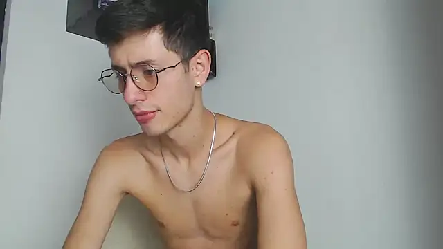 Andy collins   online show from 01-12-26, 07:42