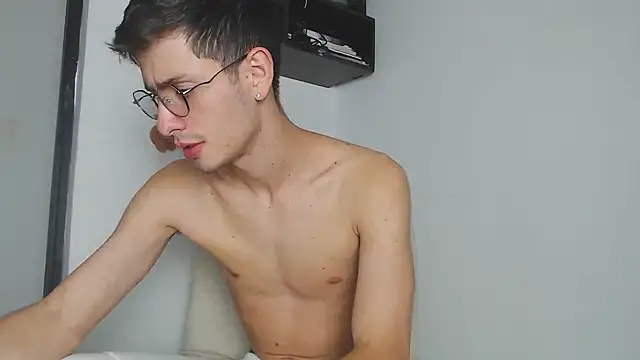 Andy collins   online show from 01-08-26, 08:59