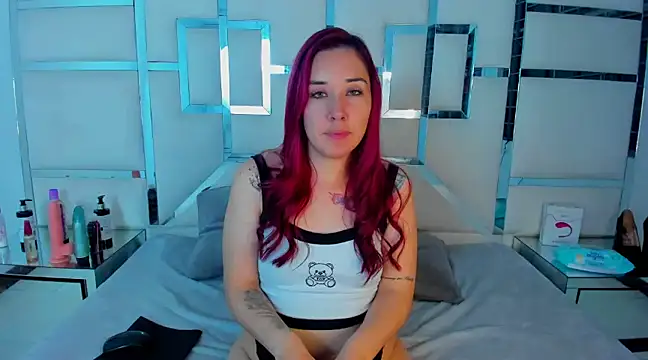 Snapshot of Celeste_X chatting on 02-27-25, 06:24 Celeste X online show from 02-27-25, 06:24