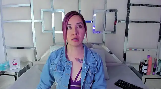 Snapshot of Celeste_X chatting on 03-15-25, 03:40 Celeste X online show from 03-15-25, 03:40