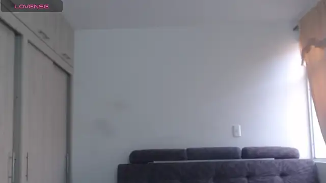 Anthonela Queen online show from 11-30-25, 01:01