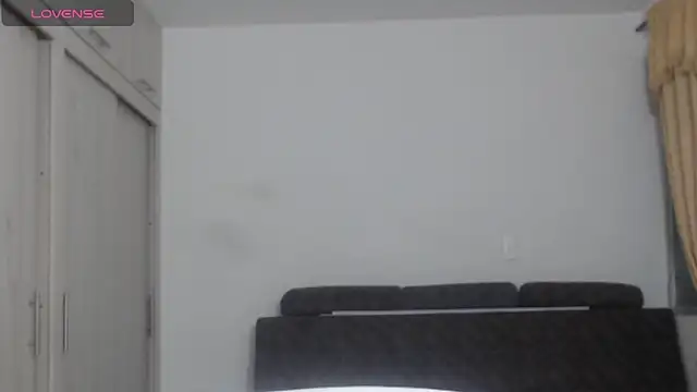 Anthonela Queen online show from 12-04-25, 12:42