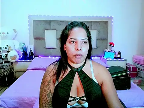 indiantopaz694u online show from 05-22-26, 04:32