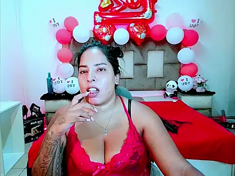 indiantopaz694u online show from 02-14-26, 04:45