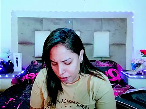 indiantopaz694u online show from 06-23-26, 06:33