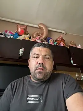 Snapshot of Alexander18edd chatting on 09-20-25, 06:18 Alexander18edd online show from 09-20-25, 06:18