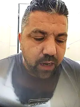 Snapshot of Alexander18edd chatting on 10-11-25, 08:15 Alexander18edd online show from 10-11-25, 08:15