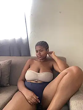 Snapshot of _DollFace_ chatting on 01-17-26, 09:46 DollFace online show from 01-17-26, 09:46