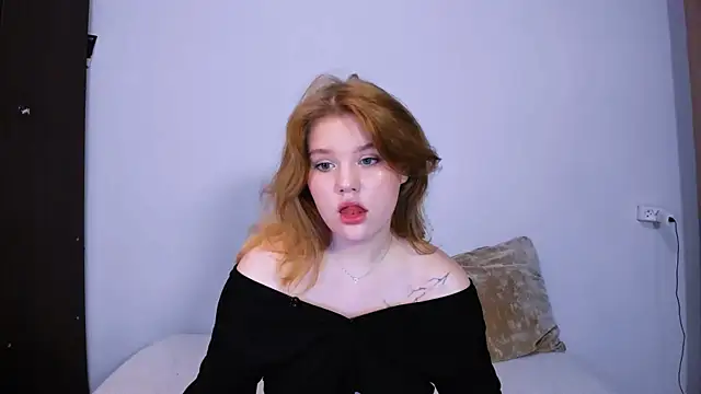 LaseyMoon online show from 09-19-25, 11:25