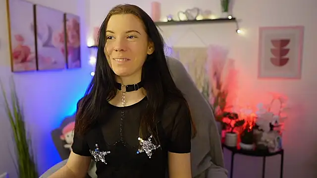 Snapshot of April_Olsen chatting on 02-08-26, 02:04 April Olsen online show from 02-08-26, 02:04