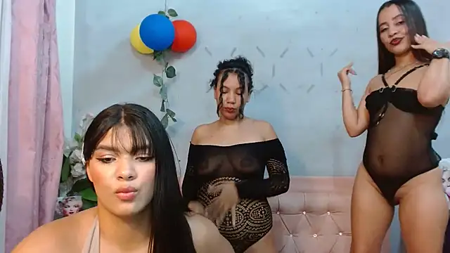 Alma Meza online show from 07-15-26, 04:25