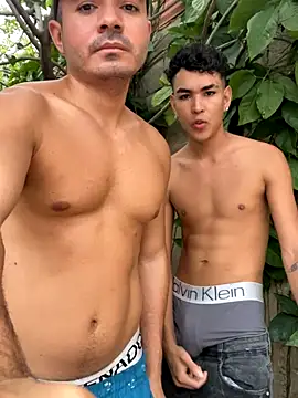 twinks 28 online show from 11-29-25, 09:37