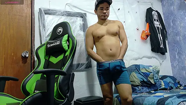 twinks 28 online show from 10-27-25, 11:05