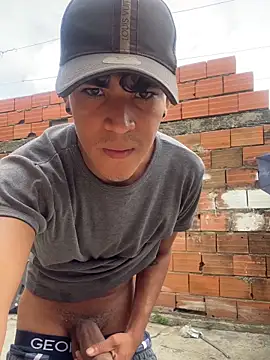 twinks 28 online show from 05-26-26, 12:47