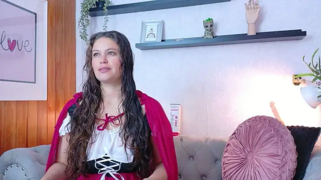 Anaise latif online show from 10-25-25, 11:42