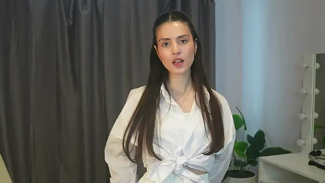 ArletteBiddix online show from 03-05-25, 08:43