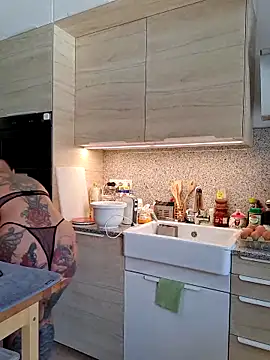 Emma Milf25 online show from 06-15-26, 12:16