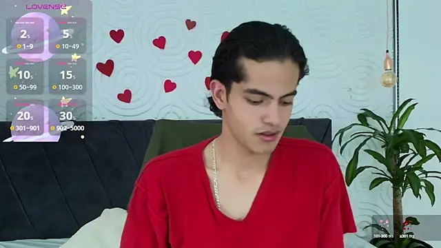 Snapshot of Maximoherrera_16 chatting on 04-30-26, 12:34 Maximoherrera 16 online show from 04-30-26, 12:34