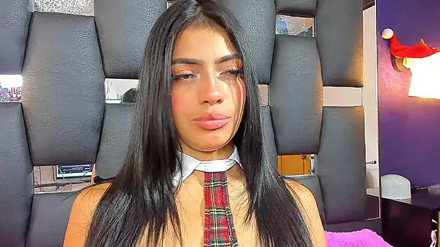 EMYCLARK01 online show from 01-09-26, 03:35