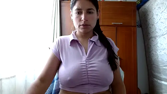 Escarcha-blue online show from 05-13-26, 07:10
