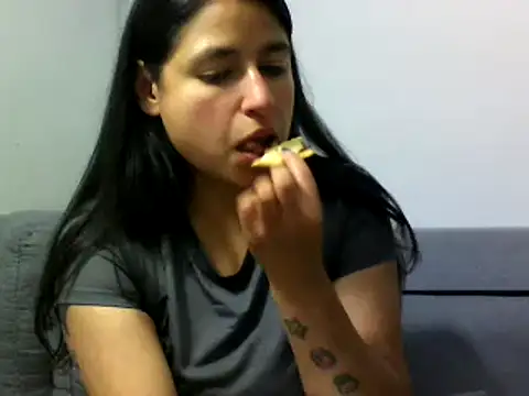 Snapshot of Escarcha-blue chatting on 02-26-25, 10:26 Escarcha-blue online show from 02-26-25, 10:26