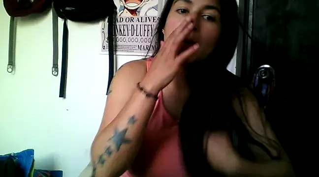 Snapshot of Escarcha-blue chatting on 03-21-25, 10:17 Escarcha-blue online show from 03-21-25, 10:17