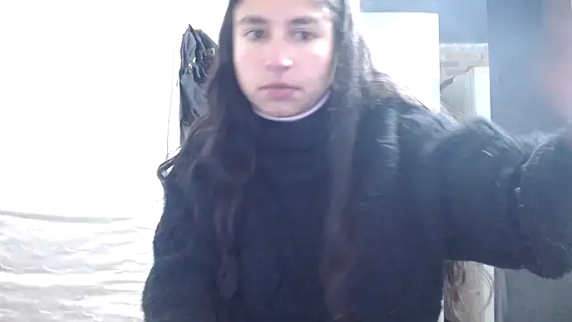 Snapshot of Escarcha-blue chatting on 10-13-25, 02:46 Escarcha-blue online show from 10-13-25, 02:46