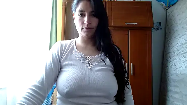 Escarcha-blue online show from 04-28-26, 03:16