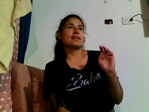 Snapshot of Escarcha-blue chatting on 03-03-25, 12:23 Escarcha-blue online show from 03-03-25, 12:23