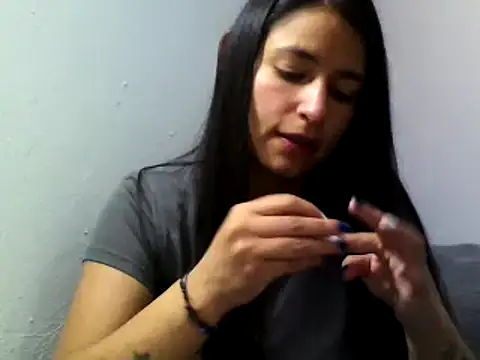 Snapshot of Escarcha-blue chatting on 02-26-25, 02:59 Escarcha-blue online show from 02-26-25, 02:59