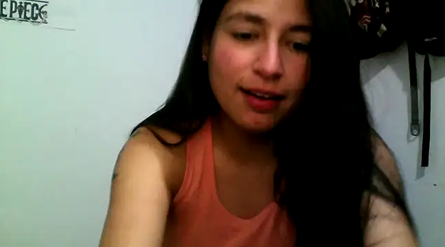 Snapshot of Escarcha-blue chatting on 03-22-25, 04:24 Escarcha-blue online show from 03-22-25, 04:24
