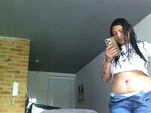 Snapshot of Escarcha-blue chatting on 03-13-25, 01:50 Escarcha-blue online show from 03-13-25, 01:50