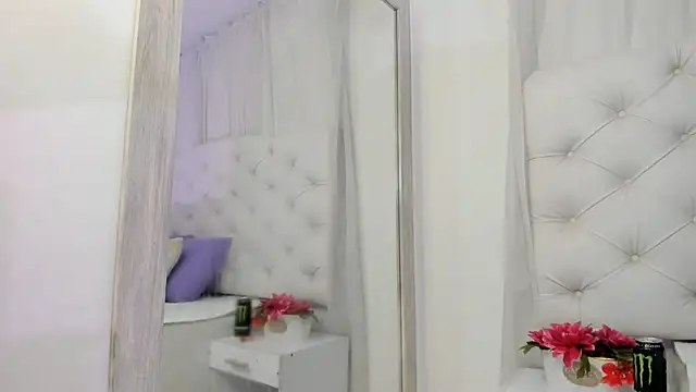 kamii arias online show from 10-16-25, 02:14