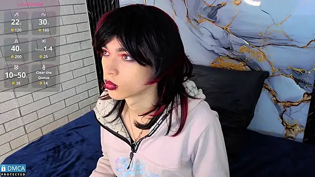 MaeveKuro online show from 12-05-25, 03:16