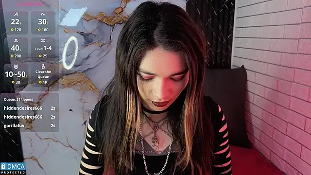 Snapshot of MaeveKuro chatting on 04-18-26, 03:20 MaeveKuro online show from 04-18-26, 03:20