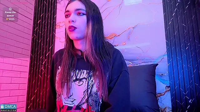 MaeveKuro online show from 02-25-26, 03:07