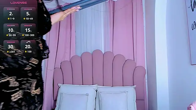 PaolaB g online show from 02-24-26, 04:13