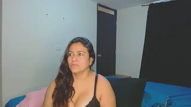 roxanasexy2025 online show from 12-05-25, 12:48