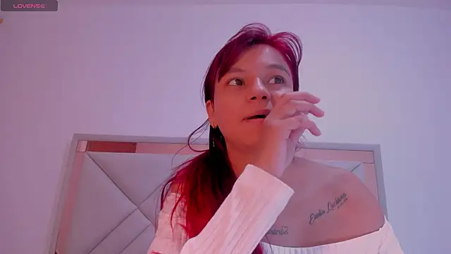 gime lara online show from 10-22-25, 07:24