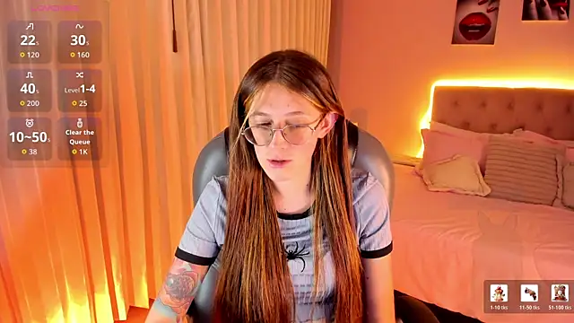 Emily Warren  online show from 04-01-26, 08:17