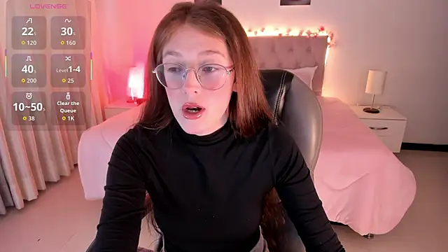 Emily Warren  online show from 11-14-25, 07:39