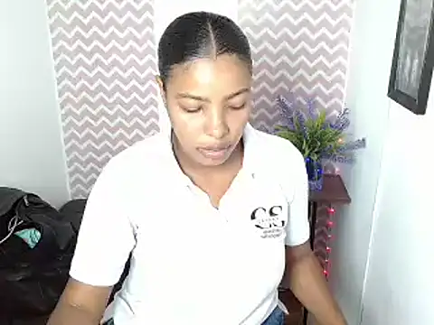 Snapshot of dayanacarson chatting on 07-15-26, 06:26 dayanacarson online show from 07-15-26, 06:26