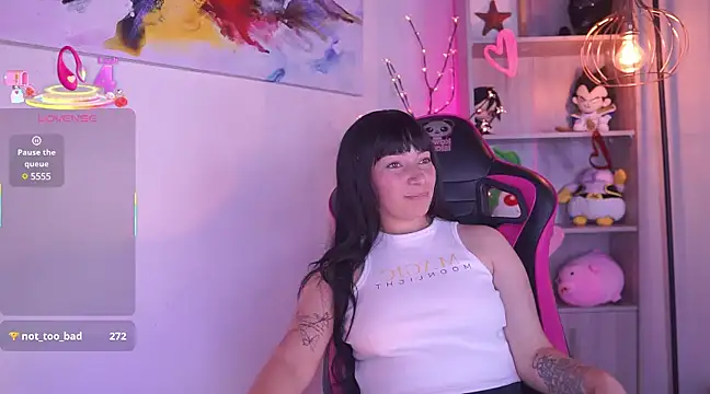 Snapshot of issa_monterrey chatting on 02-26-25, 12:30 issa monterrey online show from 02-26-25, 12:30