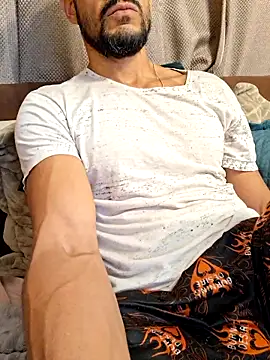 Snapshot of juniortche1313 chatting on 02-28-26, 03:06 juniortche1313 online show from 02-28-26, 03:06